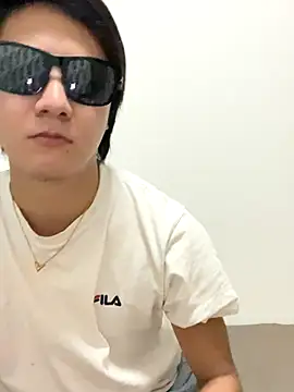 Snapshot of erokami36 chatting on 11/08/25, 03:23 erokami36 online show from 11/08/25, 03:23