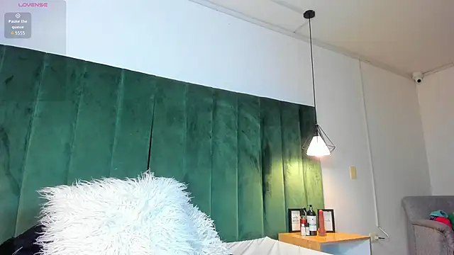 kittyy milk 001 online show from 11/03/25, 09:16