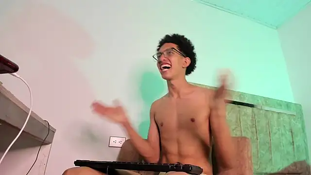 Snapshot of Cj_davis_ chatting on 03/30/26, 04:02 Cj davis online show from 03/30/26, 04:02