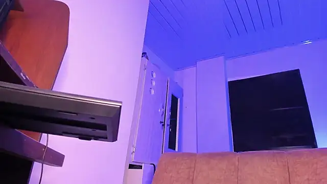 Snapshot of Cj_davis_ chatting on 04/10/26, 11:20 Cj davis online show from 04/10/26, 11:20