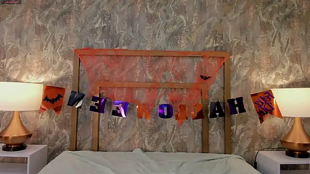 DannaBelucci online show from 10/30/25, 11:55