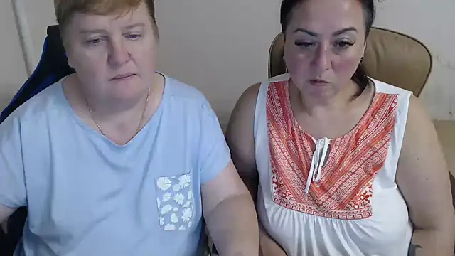 Bertie Adeline online show from 10/12/25, 06:29