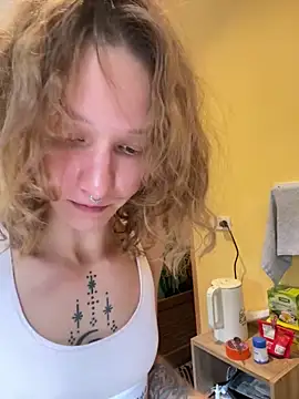 Snapshot of __grace__ chatting on 02/14/26, 09:17 grace online show from 02/14/26, 09:17