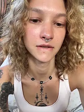 Snapshot of __grace__ chatting on 03/05/26, 10:22 grace online show from 03/05/26, 10:22