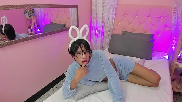 Liam evvan online show from 09/11/25, 04:12