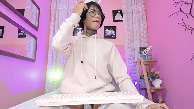 Liam evvan online show from 02/07/26, 03:10