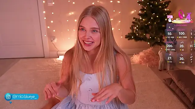 Miablueye online show from 12/16/25, 02:55