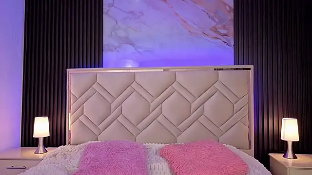 MiaaFarrel online show from 02/21/26, 05:47