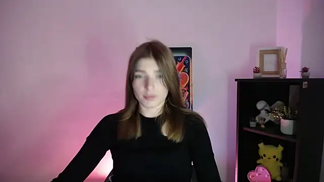 Snapshot of JuiceLips__ chatting on 09/18/25, 01:57 JuiceLips   online show from 09/18/25, 01:57