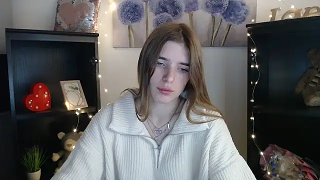 Snapshot of JuiceLips__ chatting on 10/20/25, 11:54 JuiceLips   online show from 10/20/25, 11:54