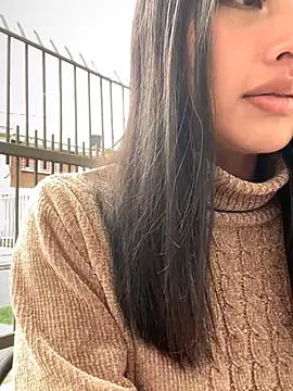 KloePink  online show from 09/18/25, 03:47