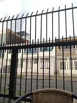 KloePink  online show from 10/10/25, 10:58