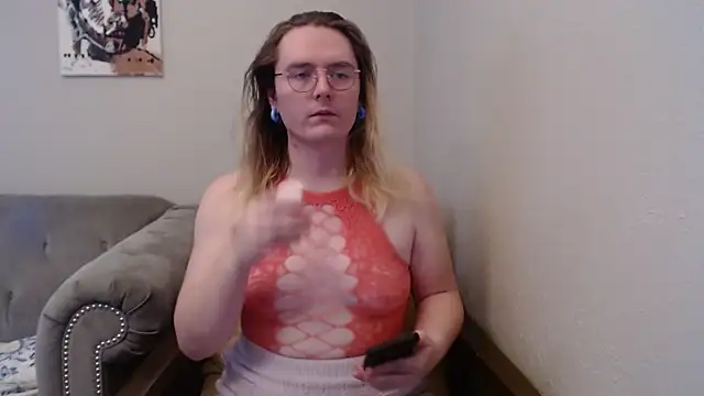 Elliebell online show from 01/13/26, 05:51