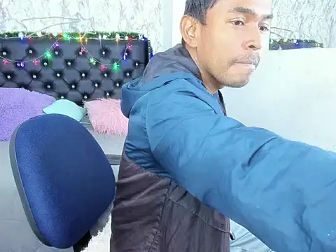 Adam Morgan2 online show from 12/17/25, 01:06