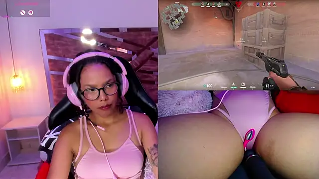 NovaLyn online show from 10/08/25, 04:43