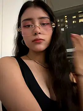 Snapshot of CatadeLuca chatting on 09/16/25, 12:22 CatadeLuca online show from 09/16/25, 12:22