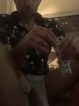 Snapshot of Hothotboyg chatting on 04/07/26, 01:39 Hothotboyg online show from 04/07/26, 01:39