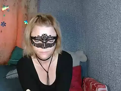 Miss Nona online show from 09/15/25, 05:18