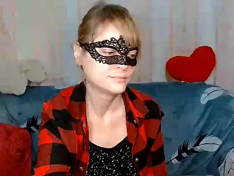 Miss Nona online show from 12/05/25, 04:21