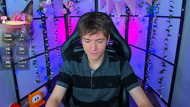 Snapshot of Ethan_Rivers chatting on 09/20/25, 05:52 Ethan Rivers online show from 09/20/25, 05:52