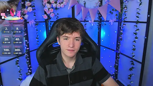 Snapshot of Ethan_Rivers chatting on 09/23/25, 05:43 Ethan Rivers online show from 09/23/25, 05:43