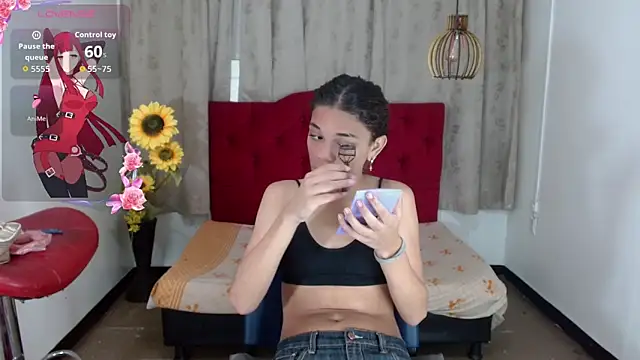 luisa  torres online show from 11/12/25, 03:18