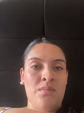 Snapshot of marianm29 chatting on 03/09/26, 02:21 marianm29 online show from 03/09/26, 02:21