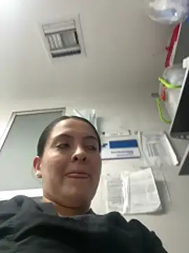 Snapshot of marianm29 chatting on 03/12/26, 03:12 marianm29 online show from 03/12/26, 03:12