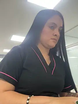 Snapshot of marianm29 chatting on 04/01/26, 01:06 marianm29 online show from 04/01/26, 01:06