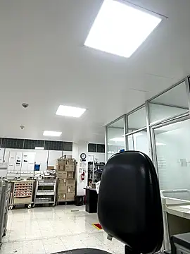 Snapshot of marianm29 chatting on 04/19/26, 02:00 marianm29 online show from 04/19/26, 02:00