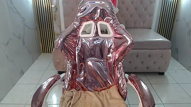 kim lush s online show from 10/24/25, 08:16