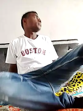 Snapshot of _yefez chatting on 03/12/26, 06:25 yefez online show from 03/12/26, 06:25