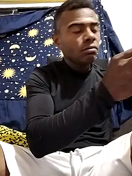 Snapshot of _yefez chatting on 04/16/26, 05:30 yefez online show from 04/16/26, 05:30