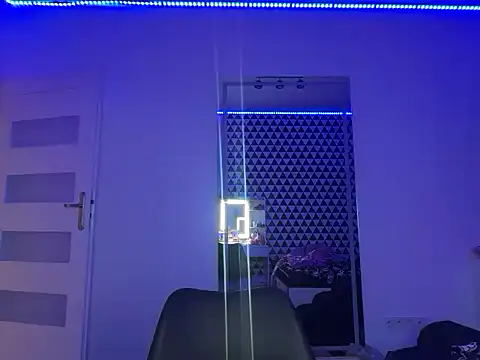 Snapshot of FluffySlutt chatting on 01/15/26, 11:52 FluffySlutt online show from 01/15/26, 11:52