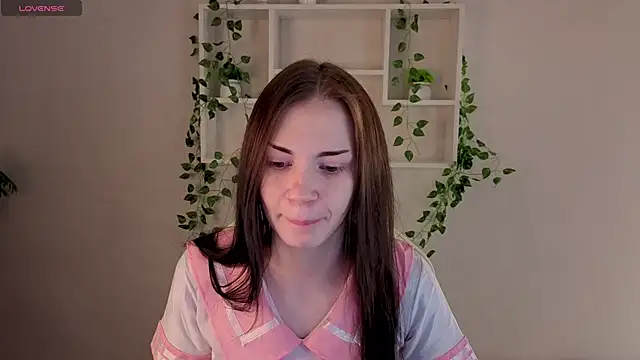 Jennie Hunter online show from 11/30/25, 09:24