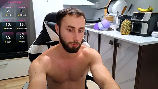 Snapshot of RyanStorm_ chatting on 07/10/26, 07:16 RyanStorm online show from 07/10/26, 07:16