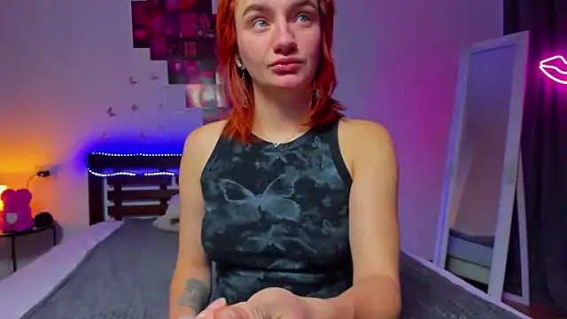 ArinaWinss online show from 10/22/25, 05:02