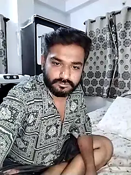 Snapshot of avi007p chatting on 03/08/26, 08:45 avi007p online show from 03/08/26, 08:45