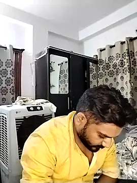 Snapshot of avi007p chatting on 04/03/26, 09:02 avi007p online show from 04/03/26, 09:02