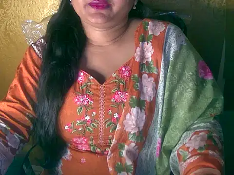 Saniya K online show from 10/10/25, 04:28