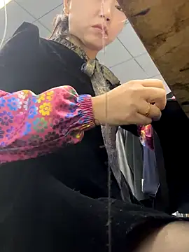 Snapshot of DHJM168 chatting on 11/04/25, 12:54 DHJM168 online show from 11/04/25, 12:54