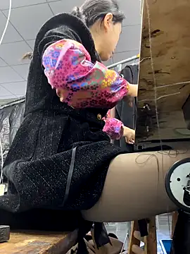 Snapshot of DHJM168 chatting on 11/18/25, 04:39 DHJM168 online show from 11/18/25, 04:39