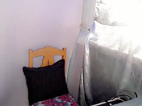 Snapshot of slutty_whore_anne chatting on 04/03/26, 09:29 slutty whore anne online show from 04/03/26, 09:29