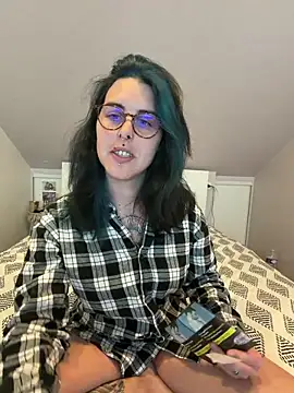 Snapshot of LadyNocturne chatting on 05/19/26, 01:39 LadyNocturne online show from 05/19/26, 01:39