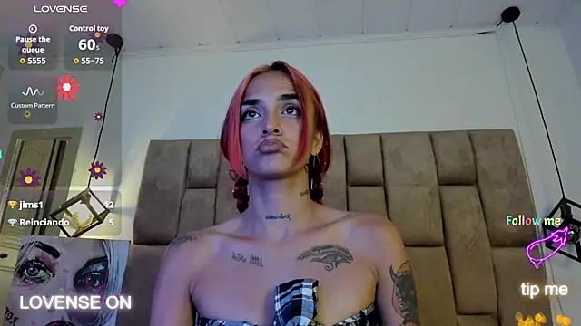 Snapshot of RavynRouge chatting on 10/09/25, 03:04 RavynRouge online show from 10/09/25, 03:04