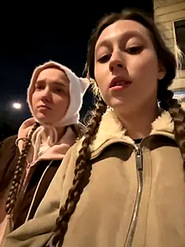 FroggyAnna online show from 10/04/25, 04:38