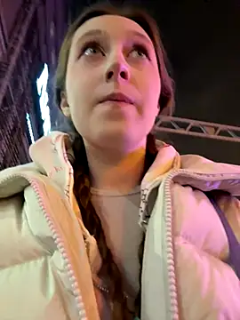 FroggyAnna online show from 11/20/25, 03:01