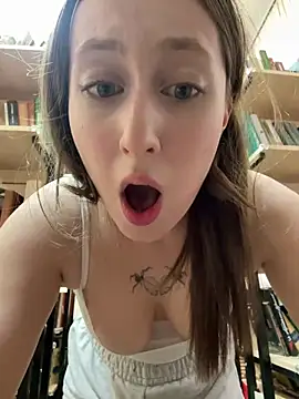 FroggyAnna online show from 05/23/26, 04:33