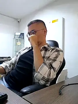 Eros Flex online show from 10/18/25, 12:39