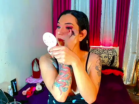 Fujiko2020 online show from 11/12/25, 02:50